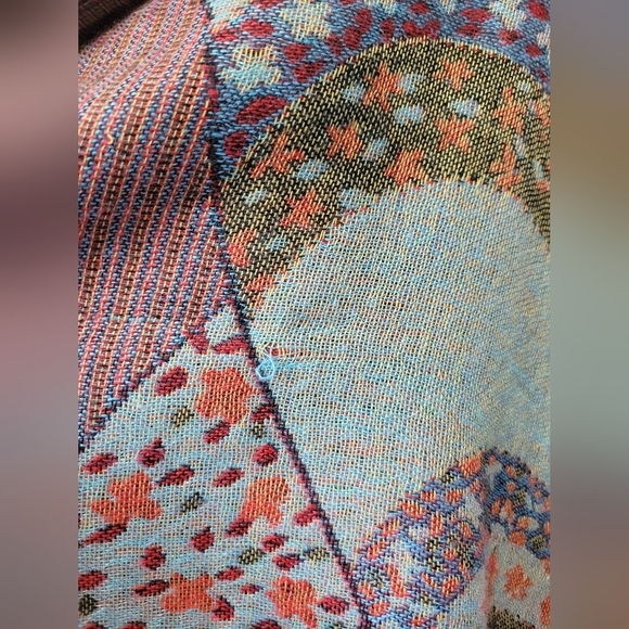 Tapestry Paisley Print Rectangle Scarf - Picture 4 of 9